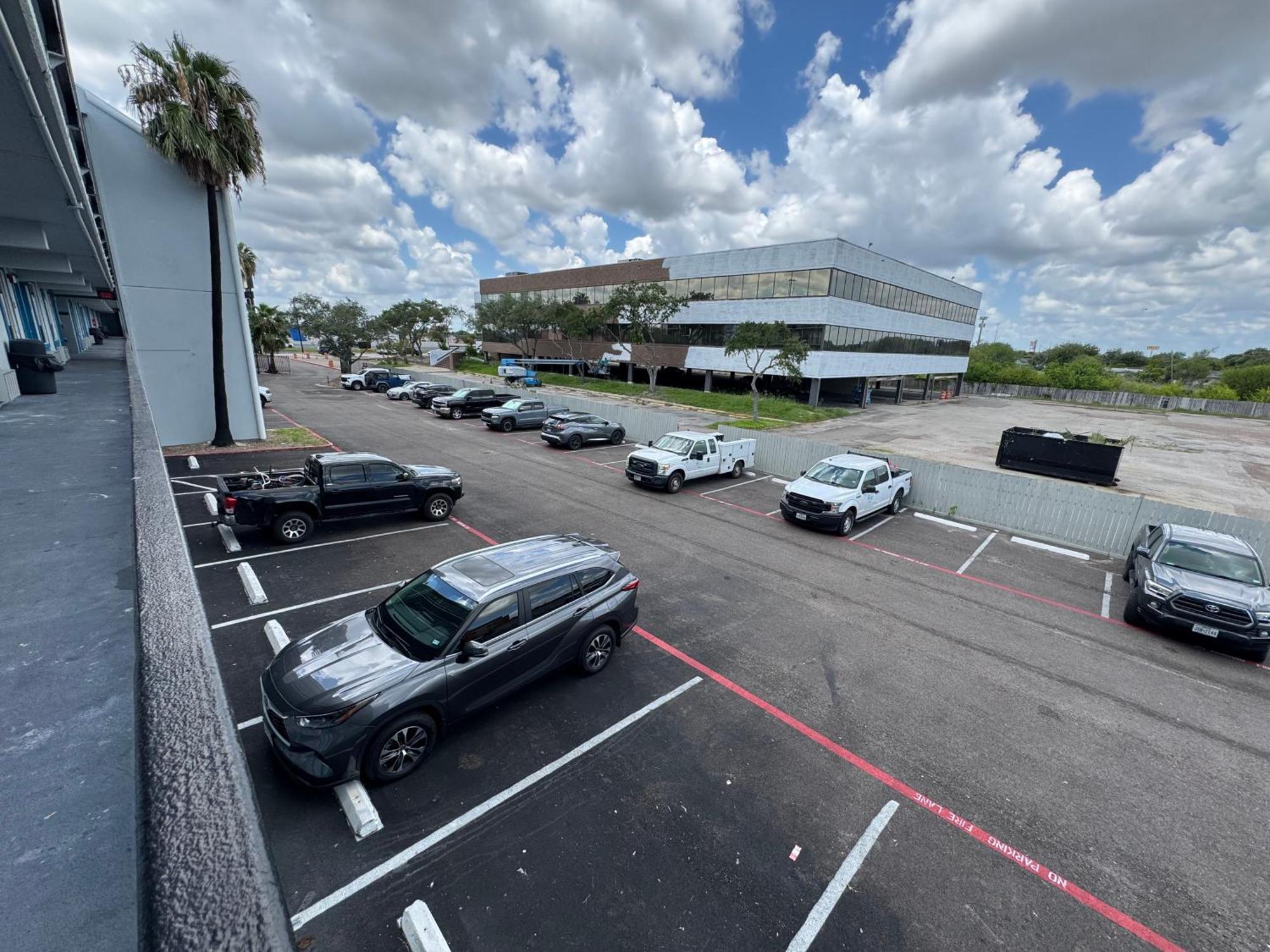 Baymont By Wyndham Corpus Christi Airport Hotel Exterior photo