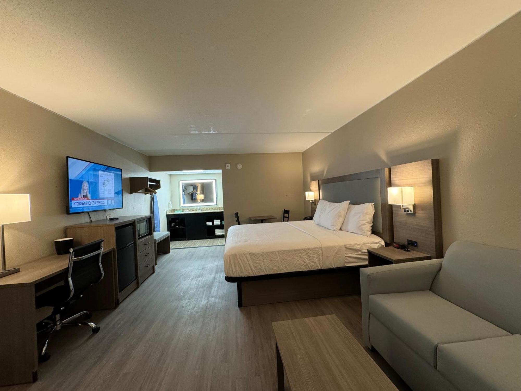 Baymont By Wyndham Corpus Christi Airport Hotel Exterior photo