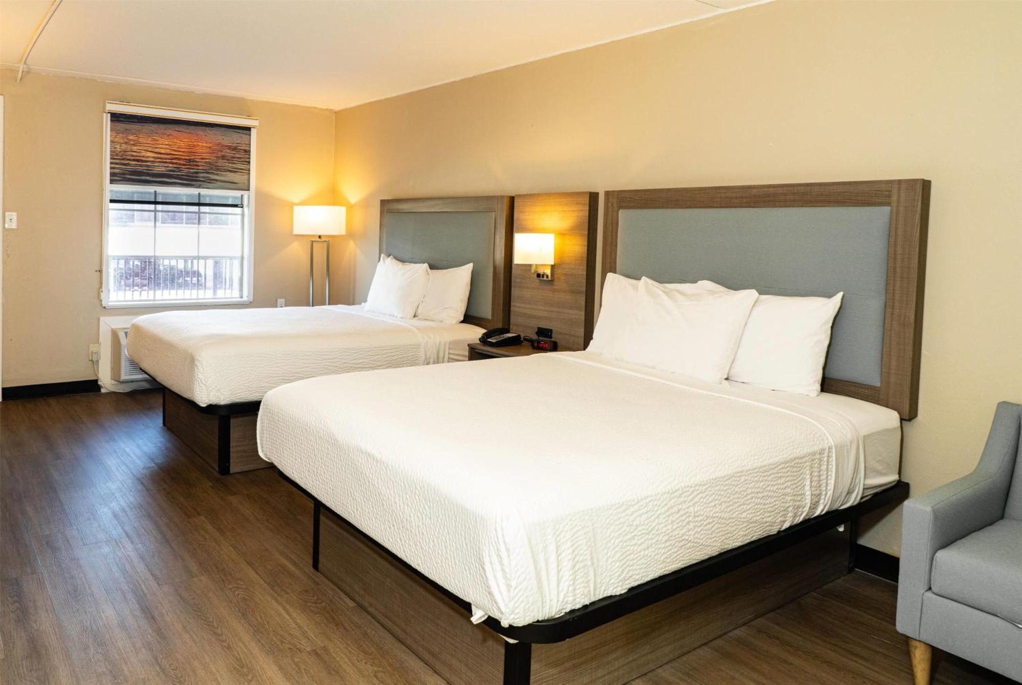 Baymont By Wyndham Corpus Christi Airport Hotel Exterior photo