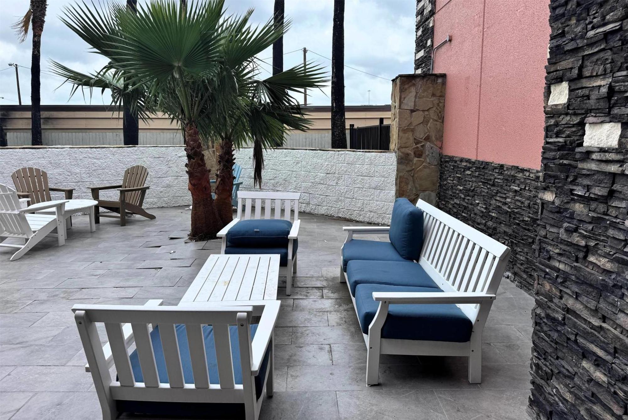 Baymont By Wyndham Corpus Christi Airport Hotel Exterior photo